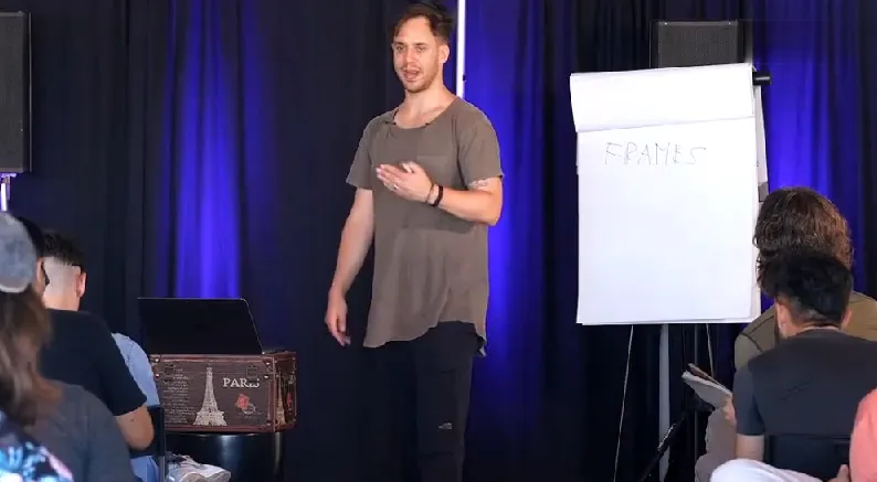 《高共振沟通》:提升社交技巧课程