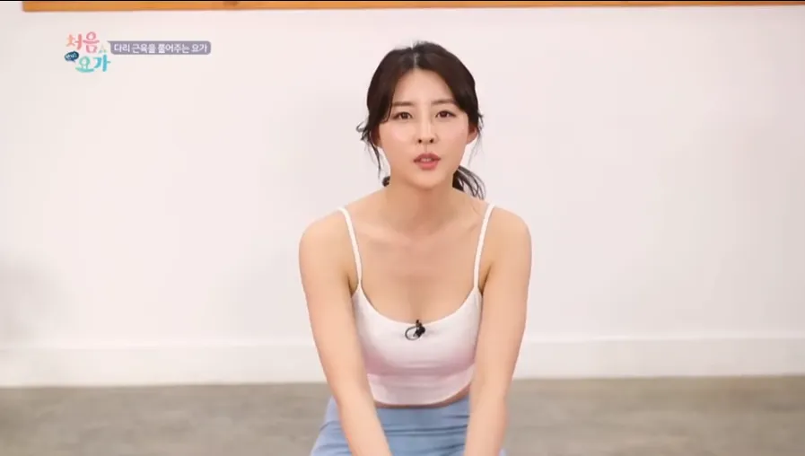 《韩国女神雅英瑜伽系列视频教程合集》