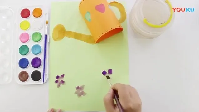 儿童创意水彩绘本课16节：快乐学绘画