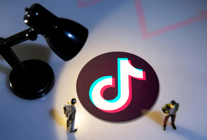 抖音流量快速起号课：8 天带你做爆自己的账号