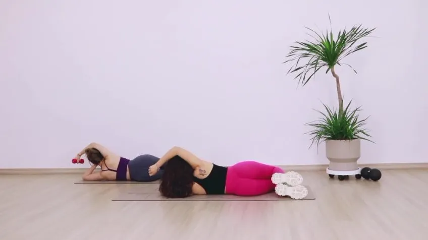 苏蕾老师零基础7天美背一字肩训练课