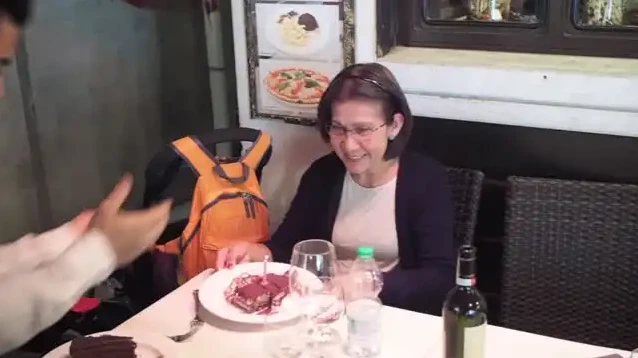 Teacher Celine亲子外教英语启蒙视频课:涵盖字母、故事与艺术的趣味学习