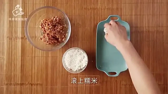 《365道名菜视频教程：开启家常菜烹饪之旅，变身厨房达人》