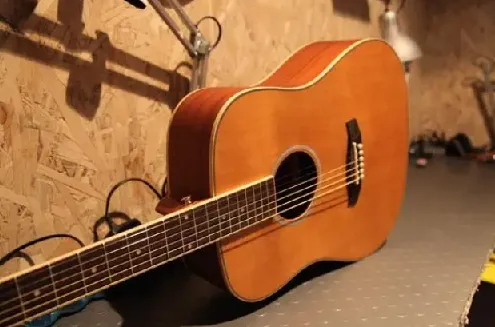 俞吉他教学三合一课程:零基础吉他入门全面解析