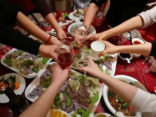 《民间应酬交际手册》：人情社会的实用应酬指南