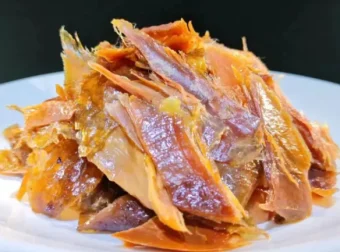 秘制风干鸡与鸭舌制作教程：含酸辣白卤鸭舌