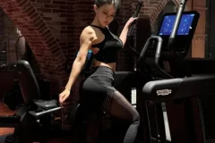 杨澜、王力宏推荐！21天健身轻食计划，每天8分钟快速见效