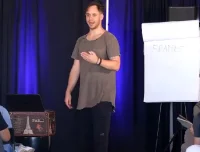 《高共振沟通》：提升社交技巧课程