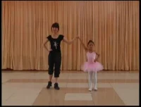 幼儿园大班创新集体舞8节视频课程