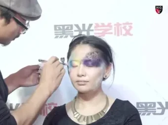 李泽亲授：5 课时快速掌握喷枪化妆技巧课程