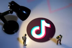 抖音流量快速起号课：8 天带你做爆自己的账号