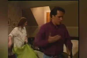 《走遍美国》全集：原版视频+精讲音频+中英文本