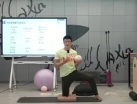 李欣普拉提脊柱矫正训练：改善脊柱侧弯，重塑健康体态