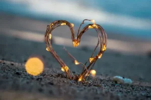 《两性关系指南》：解析男女交往最舒服的模式