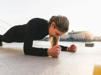 健身塑形计划：从饮食到训练，全方位塑造完美身材