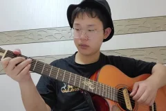 刘嘉卓吉他入门20课：零基础弹唱速成课程