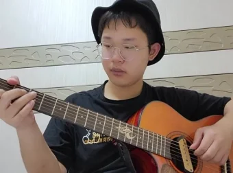 刘嘉卓吉他入门20课：零基础弹唱速成课程