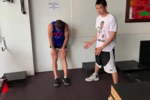 胡郝篮球训练全攻略：全面提升控球、投篮与身体素质