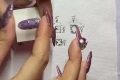 美甲全攻略：从基础到高级的详细教程