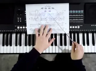 弯指电子琴全阶教程：从入门到精通，含100首经典曲谱