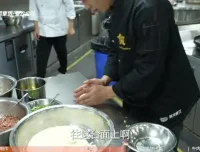 餐饮创业必备：500+实体店商用配方与实操指南