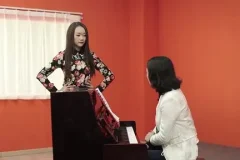 李佳声乐课：10天系统训练，科学攻克唱歌跑调难题